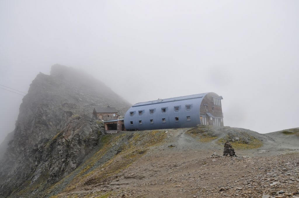 Wetterseite der Stüdlhütte