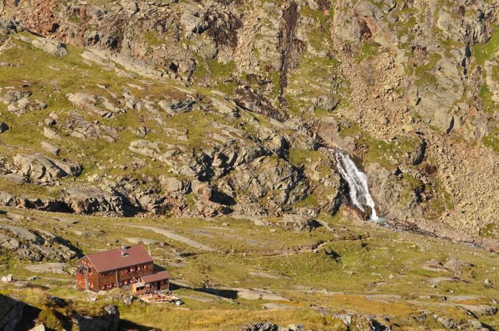 Wasserfall an der Elberfelder Hütte