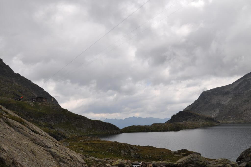 Wangenitzsee mit Wangenitzseehütte Wangenitzsee mit Wangenitzseehütte