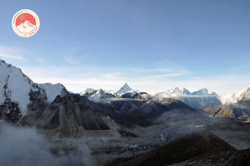 die Ama Dablam und der Khumbu Gletscher